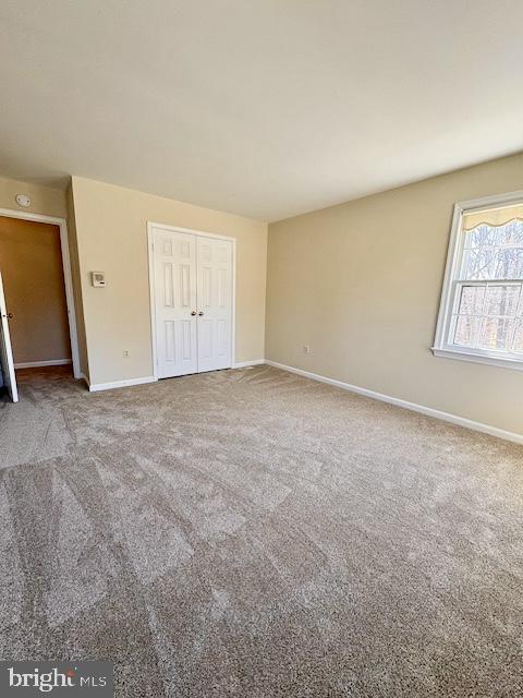 6825 Spring Beauty Court Springfield, VA 22152 - Photo 40 of 51 an empty room with windows and closet