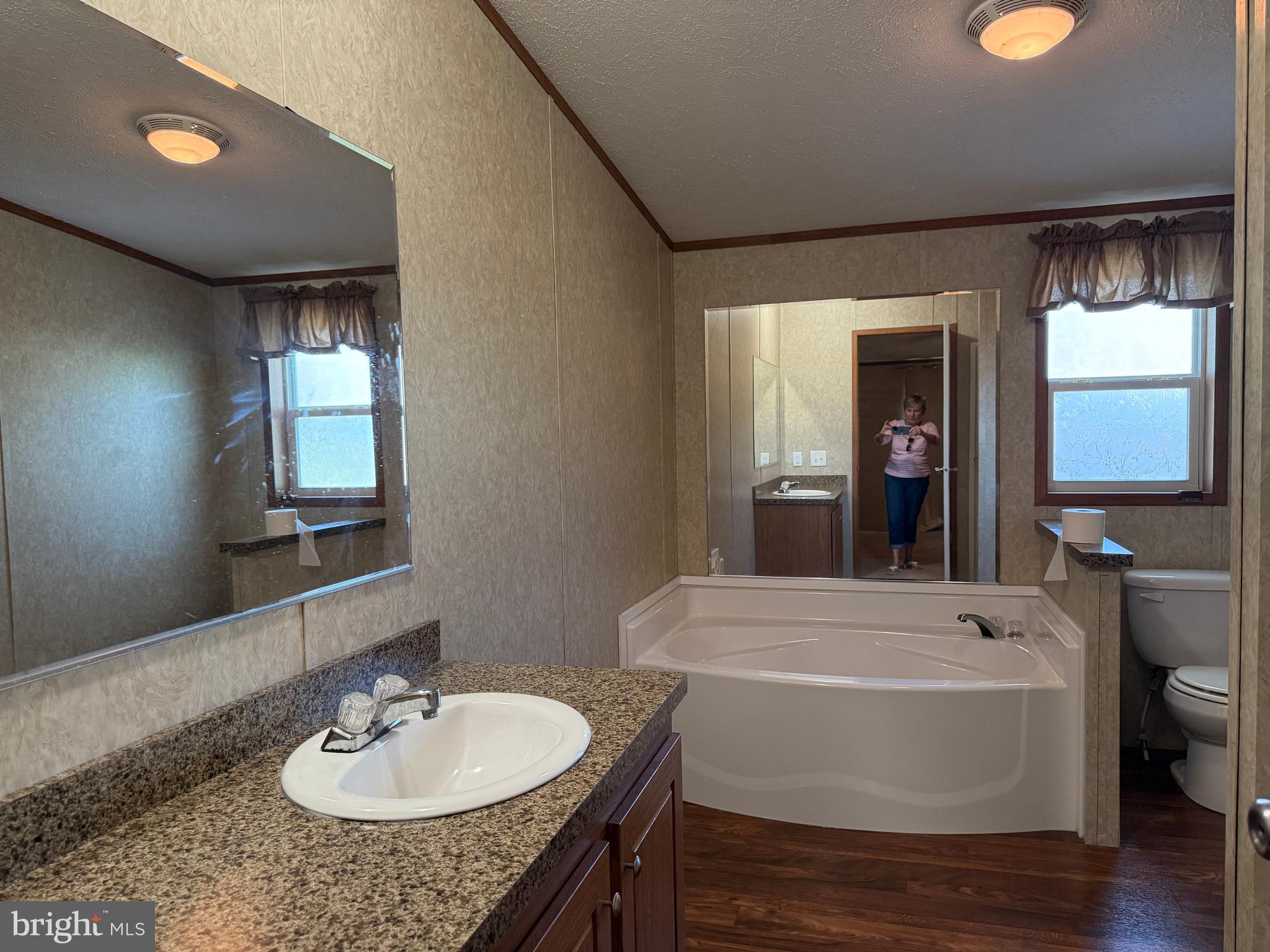 32610 Old Stage Road Laurel, DE 19956 - Photo 12 of 23 Owners bath