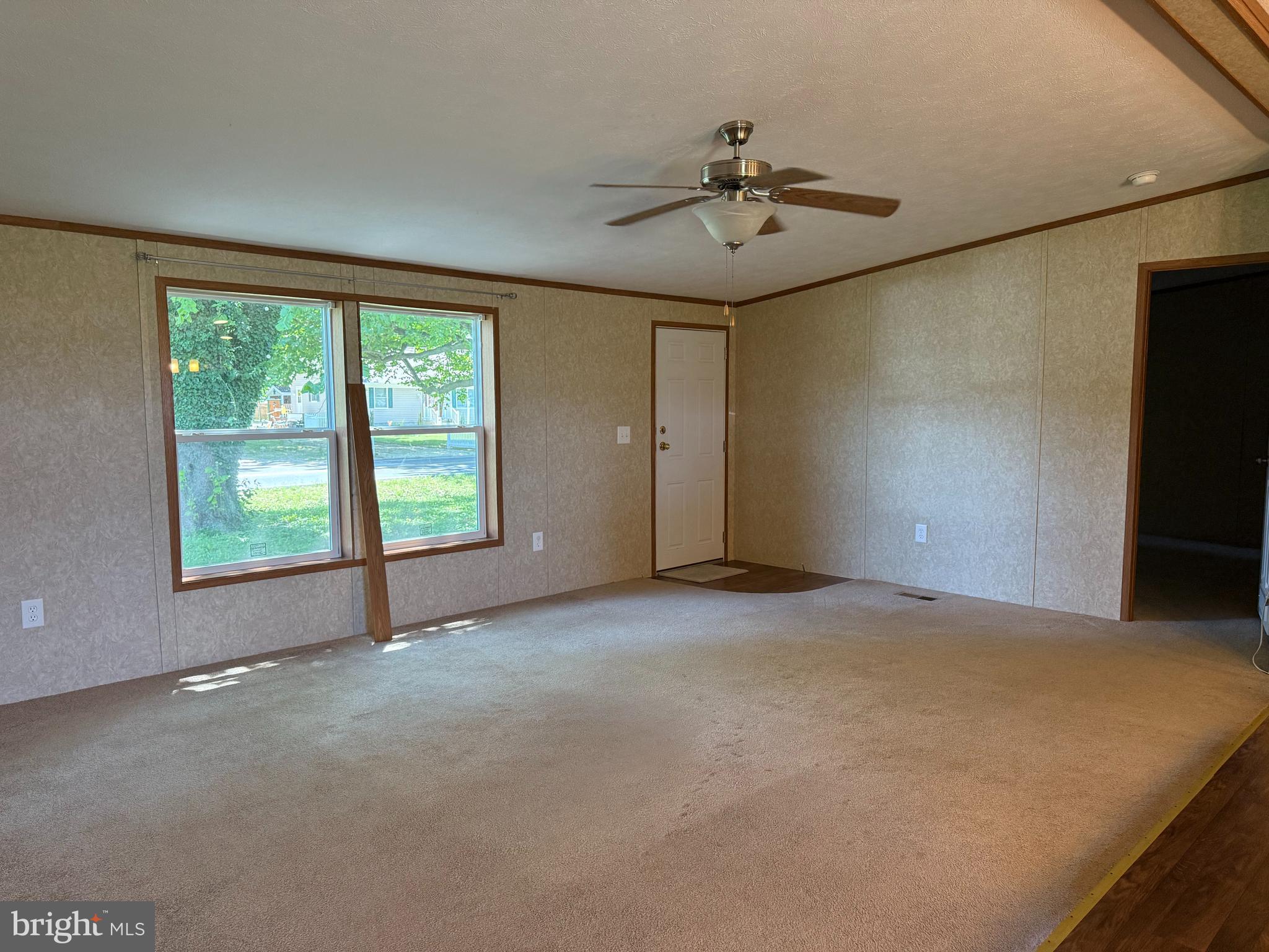 32610 Old Stage Road Laurel, DE 19956 - Photo 10 of 23 Living room