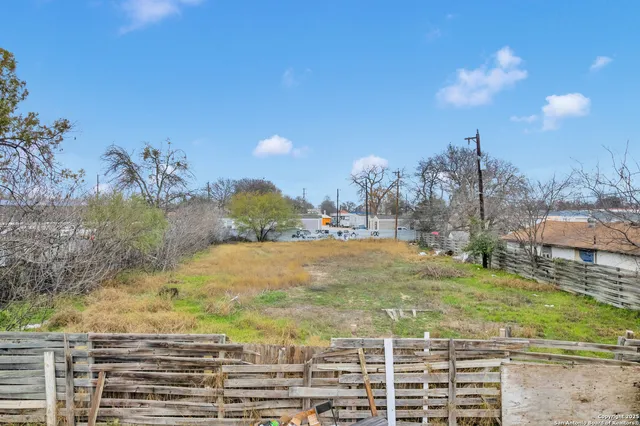 $97,500 | 2423 West Gerald Avenue, San Antonio, TX 78211