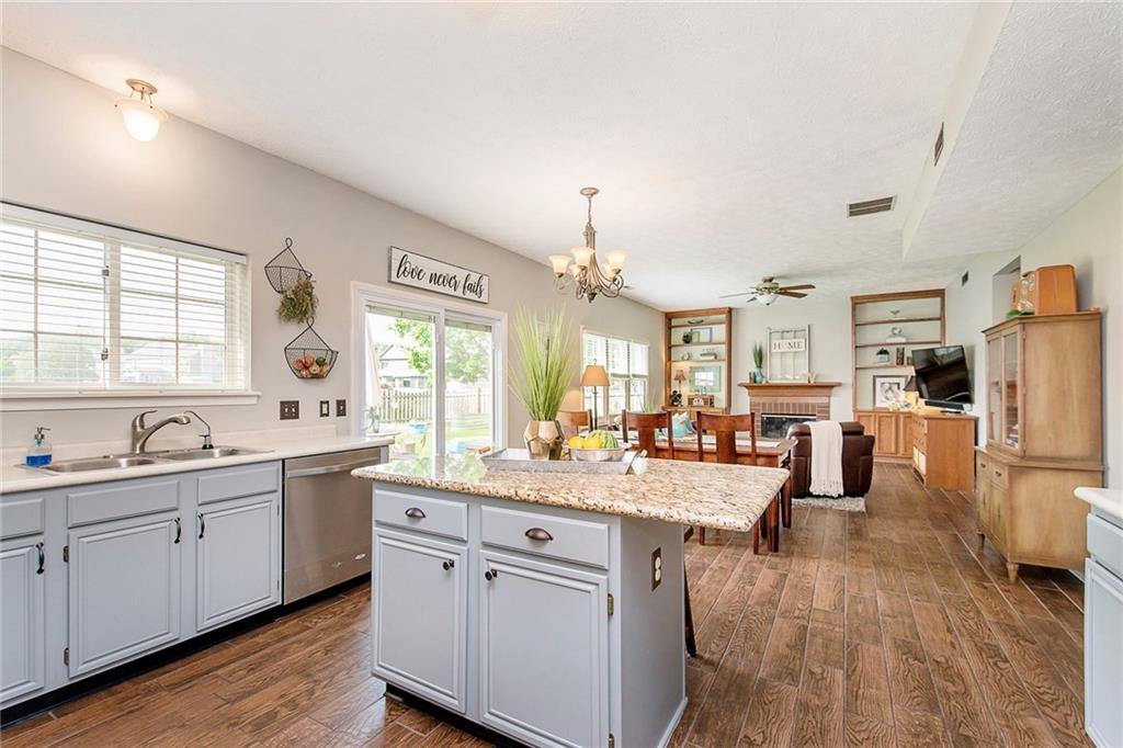 7658 Willow Ridge Fishers, IN 46038 - Photo 14 of 48 Gallery Image 14