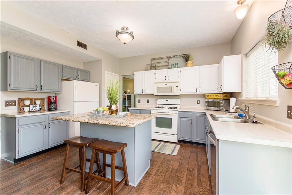 7658 Willow Ridge Fishers, IN 46038 - Photo 17 of 48 Gallery Image 17