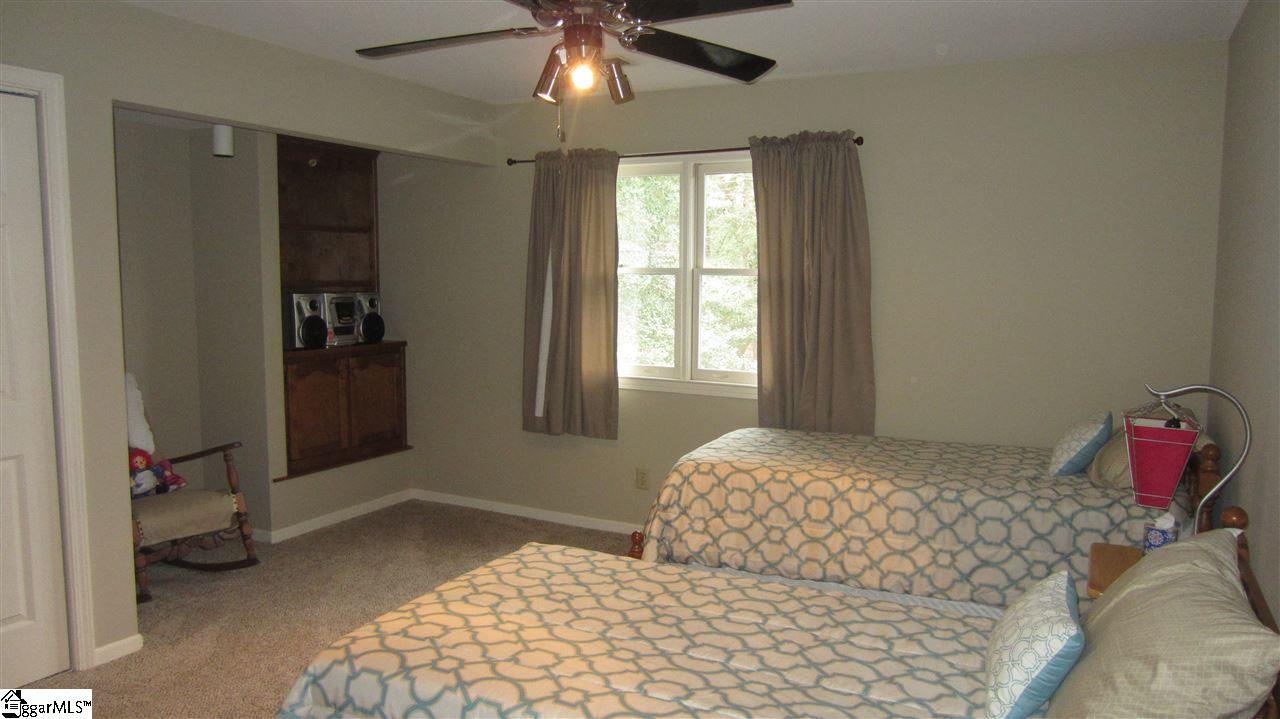 21 Crosswinds Way Greer, SC 29650 - Photo 14 of 36 Gallery Image 14