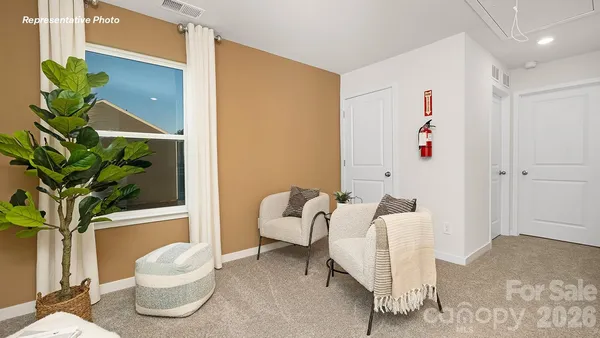$309,000 | 2074 10th Street Southeast, Hickory, NC 28602