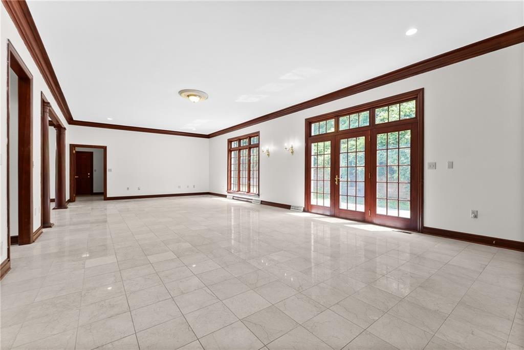 1060 Fox Chapel Road Pittsburgh, PA 15238 - Photo 10 of 50 Gallery Image 10