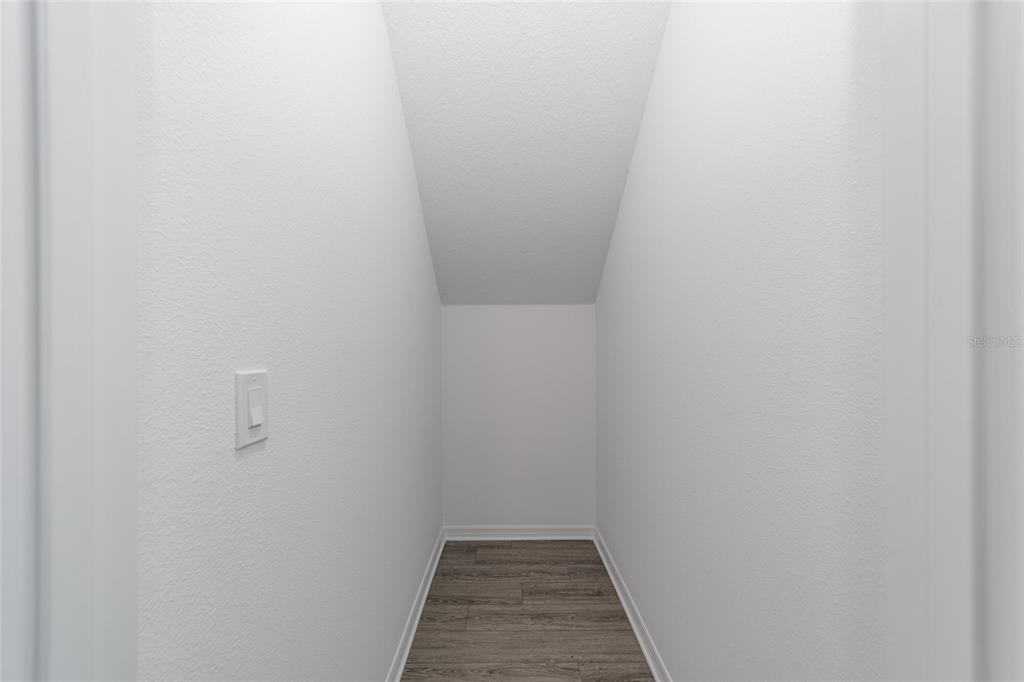 7232 Southwest 63rd Street Ocala, FL 34474 - Photo 10 of 54 a view of a hallway