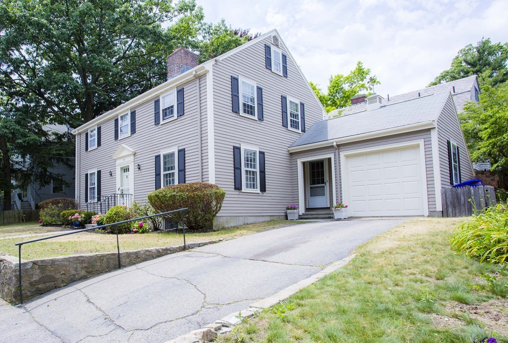 43 Glen Road Brookline, MA 02445 - Photo 2 of 13 Gallery Image 2
