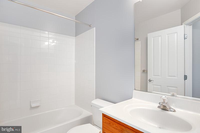 827 Ramsay Street Baltimore, MD 21230 - Photo 23 of 30 Bath
