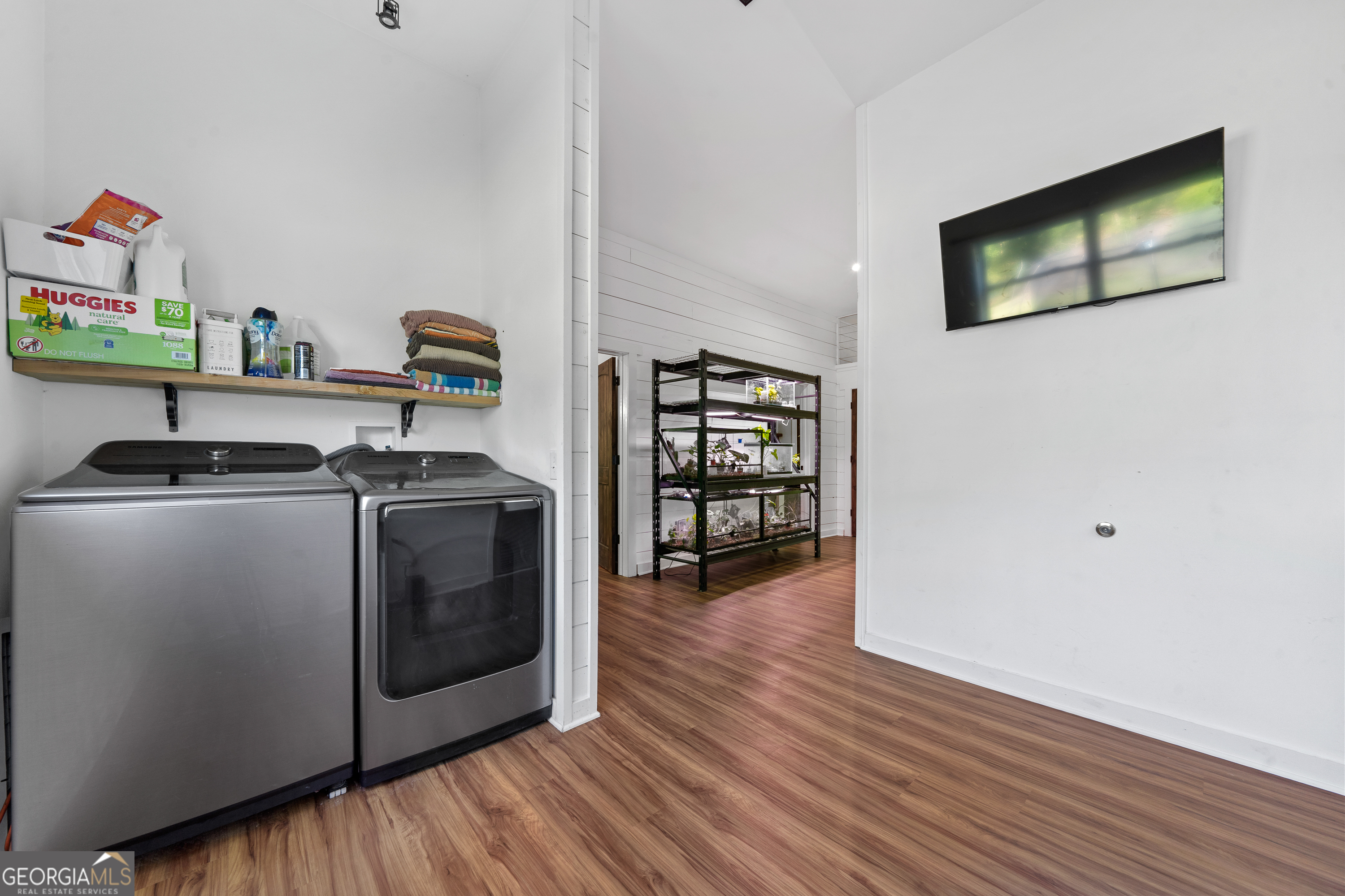 7170 Church Street Bartow, GA 30413 - Photo 26 of 49 a view of kitchen and wooden floor