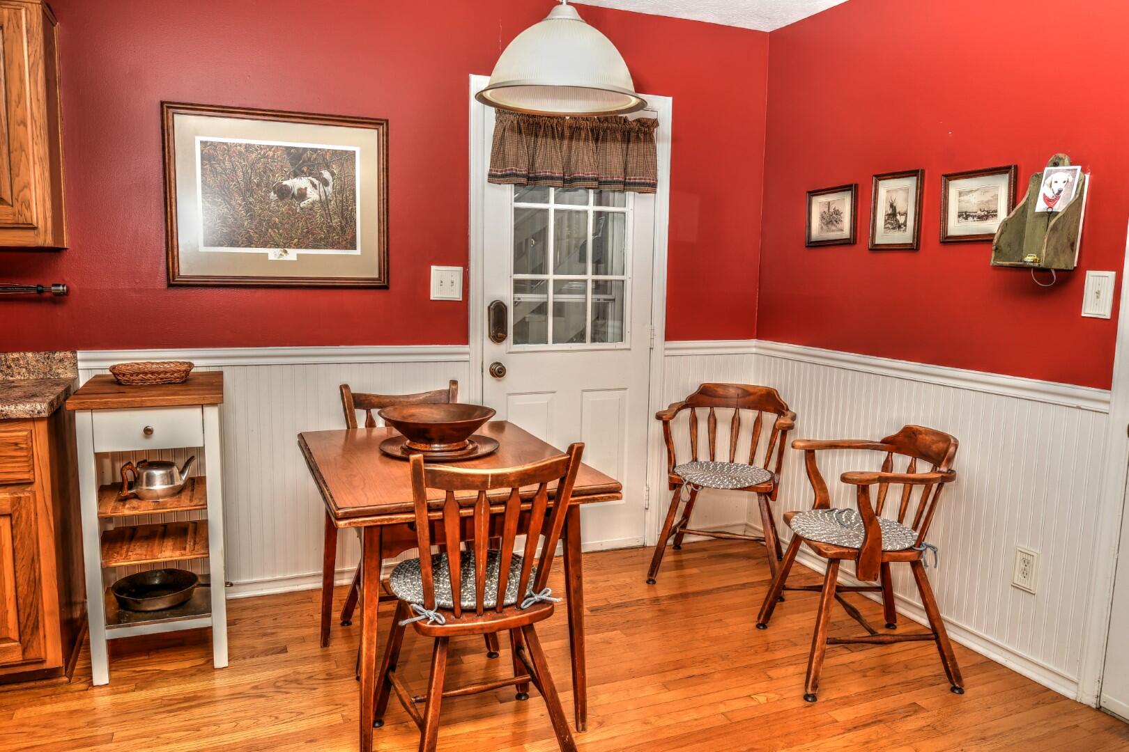 403 Normandy Road Versailles, KY 40383 - Photo 12 of 43 C4 (Large)