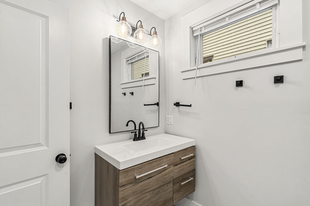 50 Cottage Street, Unit 1 Chelsea, MA 02150 - Photo 12 of 40