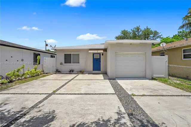$3,650 | 2227 Cody Street, Hollywood, FL 33020