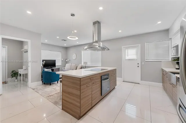 $3,650 | 2227 Cody Street, Hollywood, FL 33020