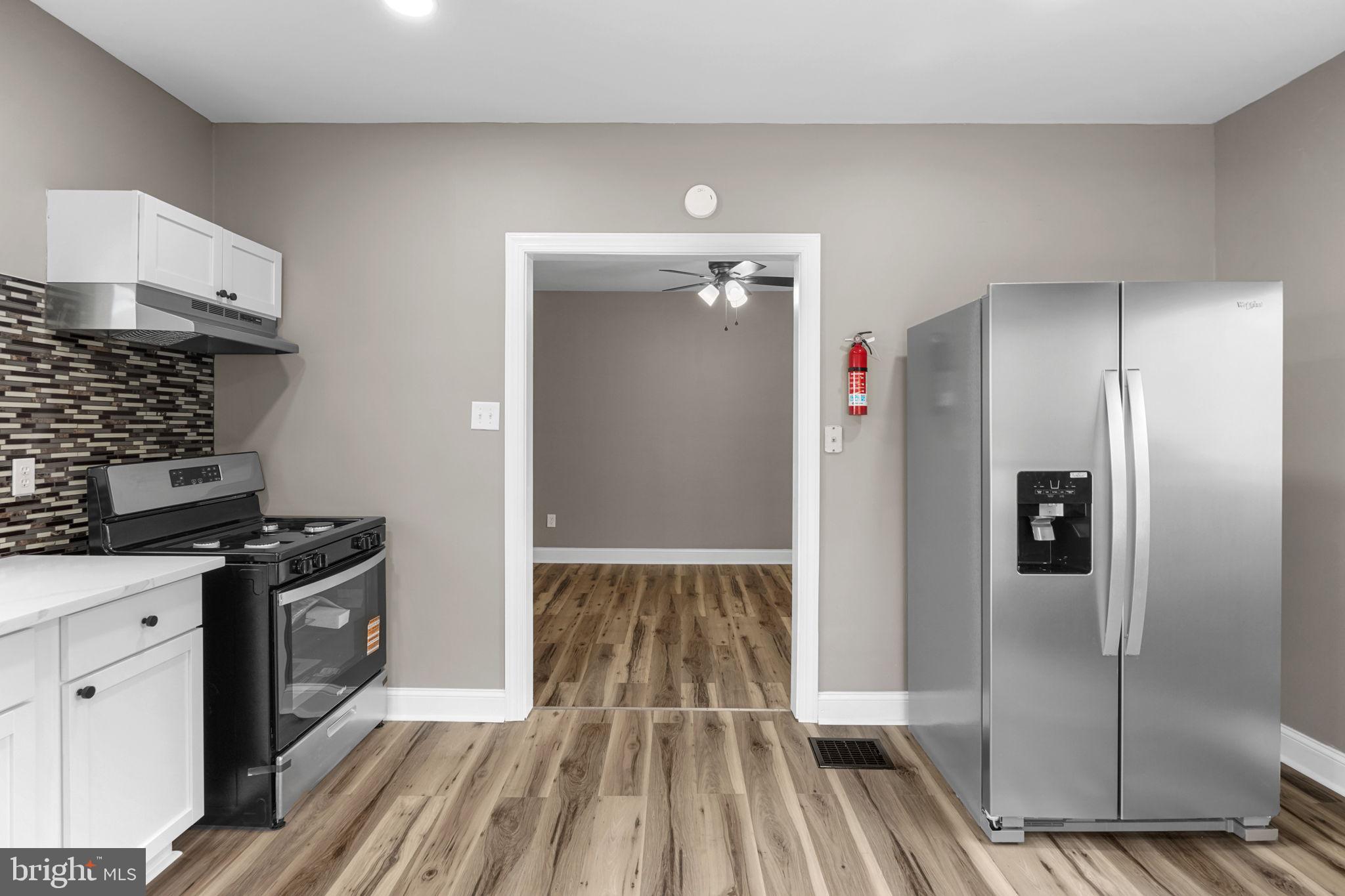 218 Lake Avenue Clementon, NJ 08021 - Photo 11 of 50