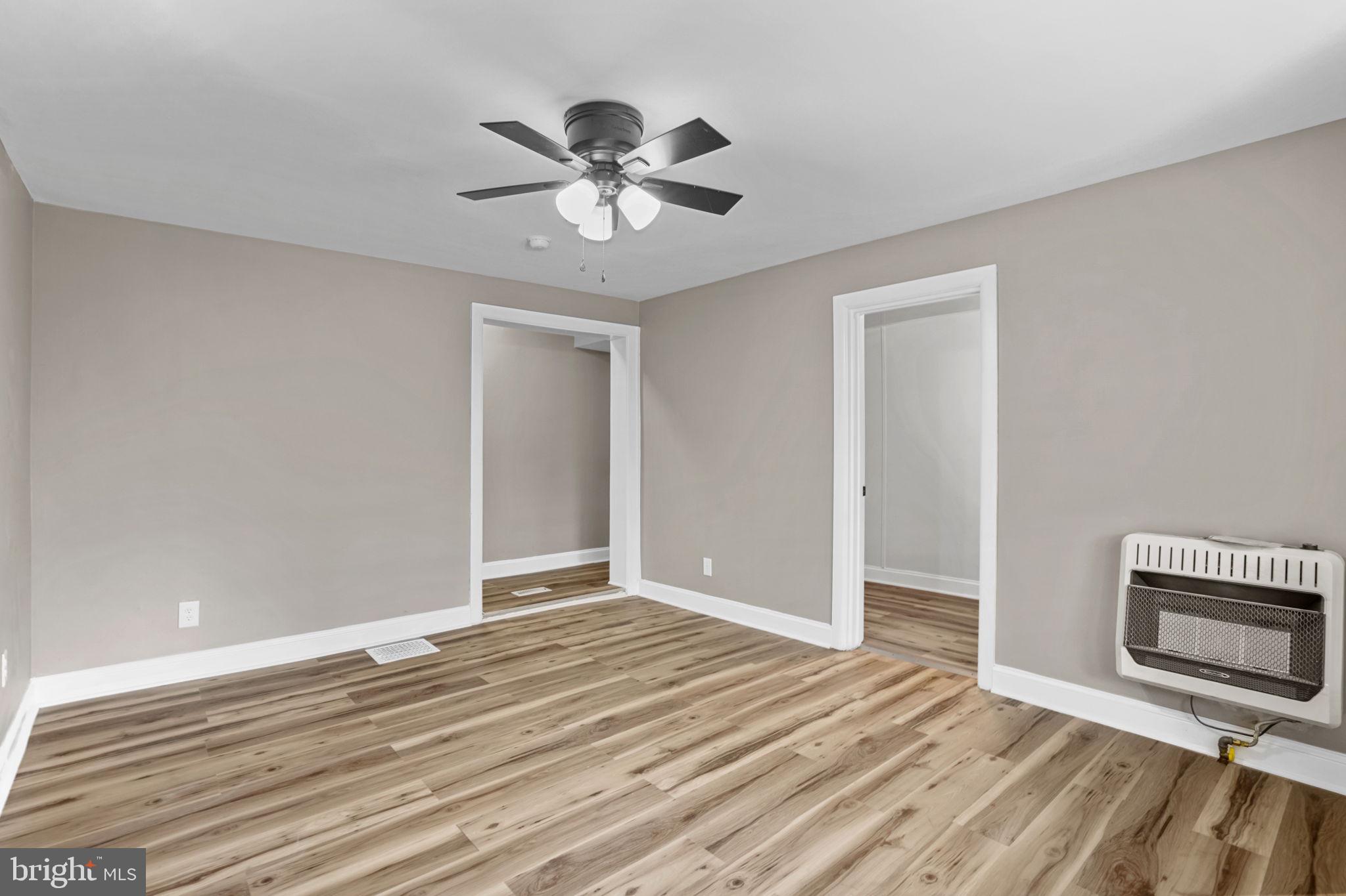 218 Lake Avenue Clementon, NJ 08021 - Photo 22 of 50