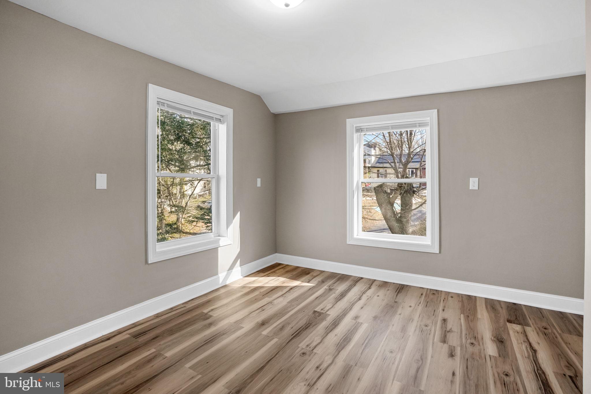 218 Lake Avenue Clementon, NJ 08021 - Photo 32 of 50