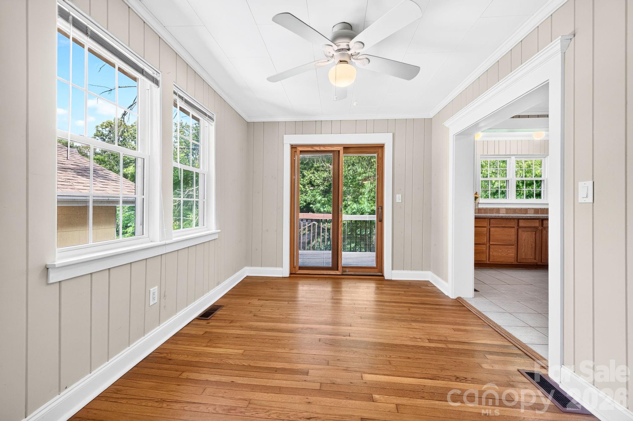 28 Chatham Road Asheville, NC 28804 - Photo 12 of 33