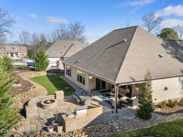 $644,900 | 235 Mialaquo Circle, Loudon, TN 37774