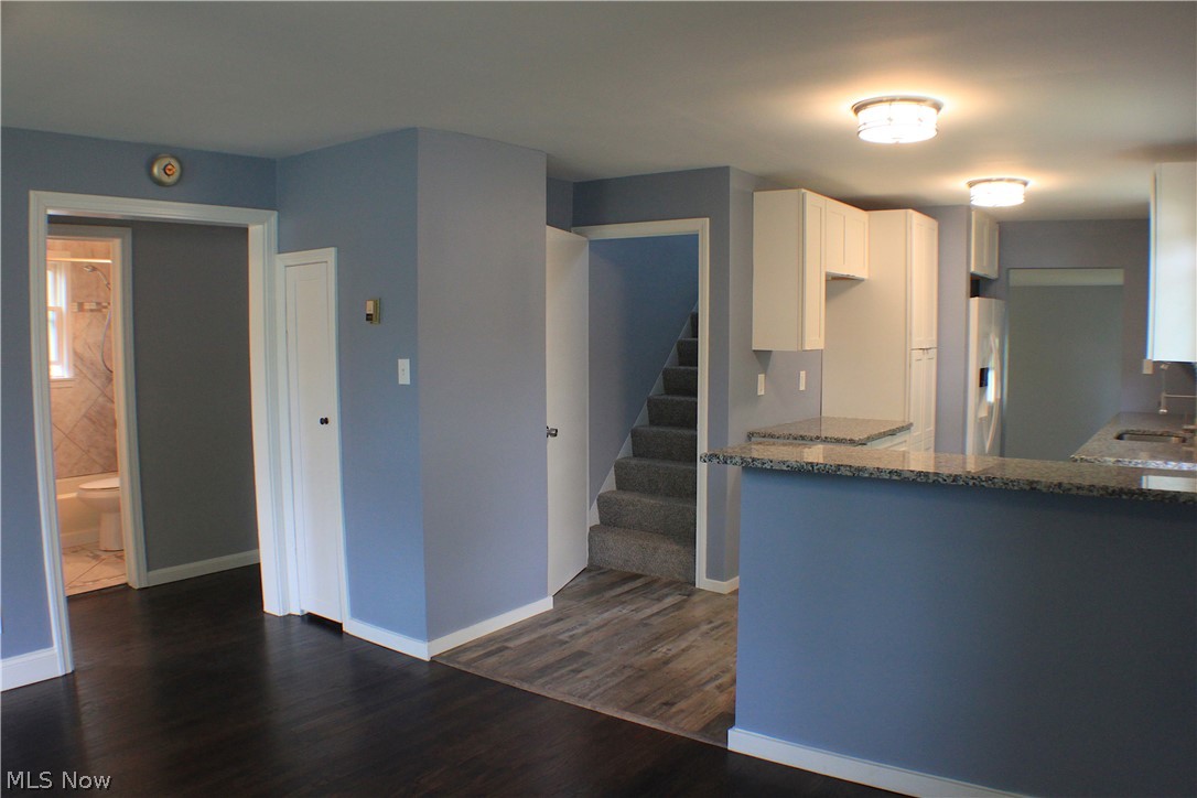 7619 York Road Cleveland, OH 44130 - Photo 9 of 27