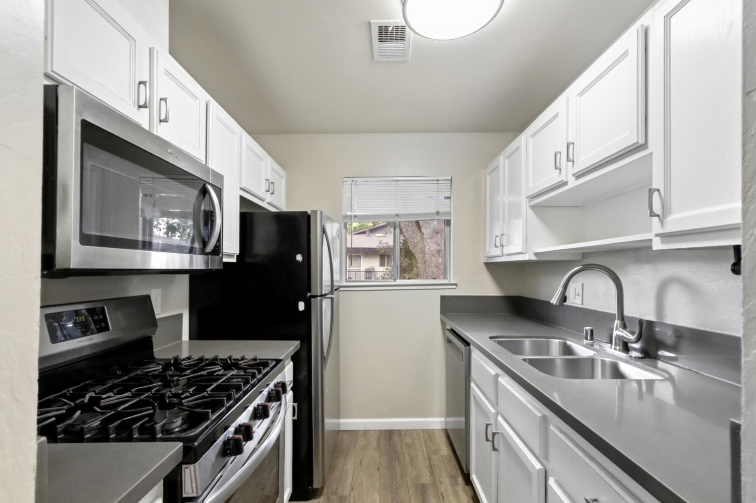 2911 Austin Street, Unit 4 Davis, CA 95618 - Photo 14 of 35