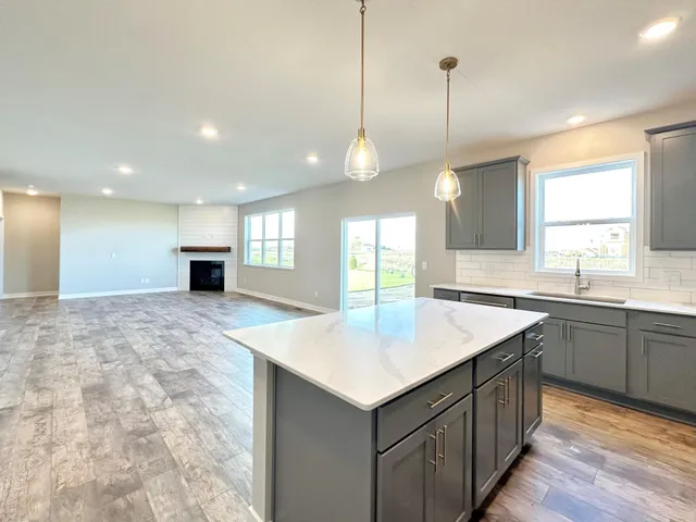 $585,000 | 726 Winterberry Lane, Waconia, MN 55387