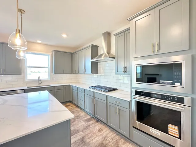 $585,000 | 726 Winterberry Lane, Waconia, MN 55387