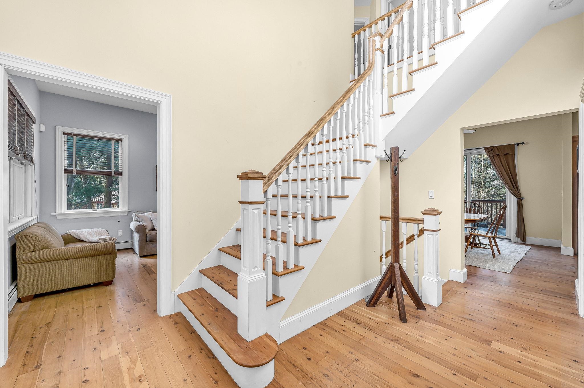 556 Sawmill Road Wardsboro, VT 05360 - Photo 3 of 31