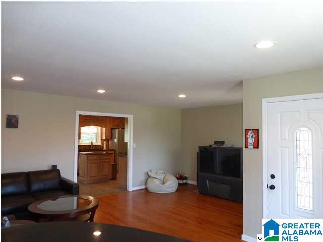 540 Clearview Road Hoover, AL 35226 - Photo 6 of 32