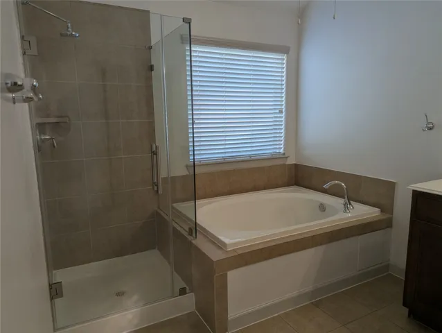 $2,190 | 3651 Raintree Village Drive, Katy, TX 77449