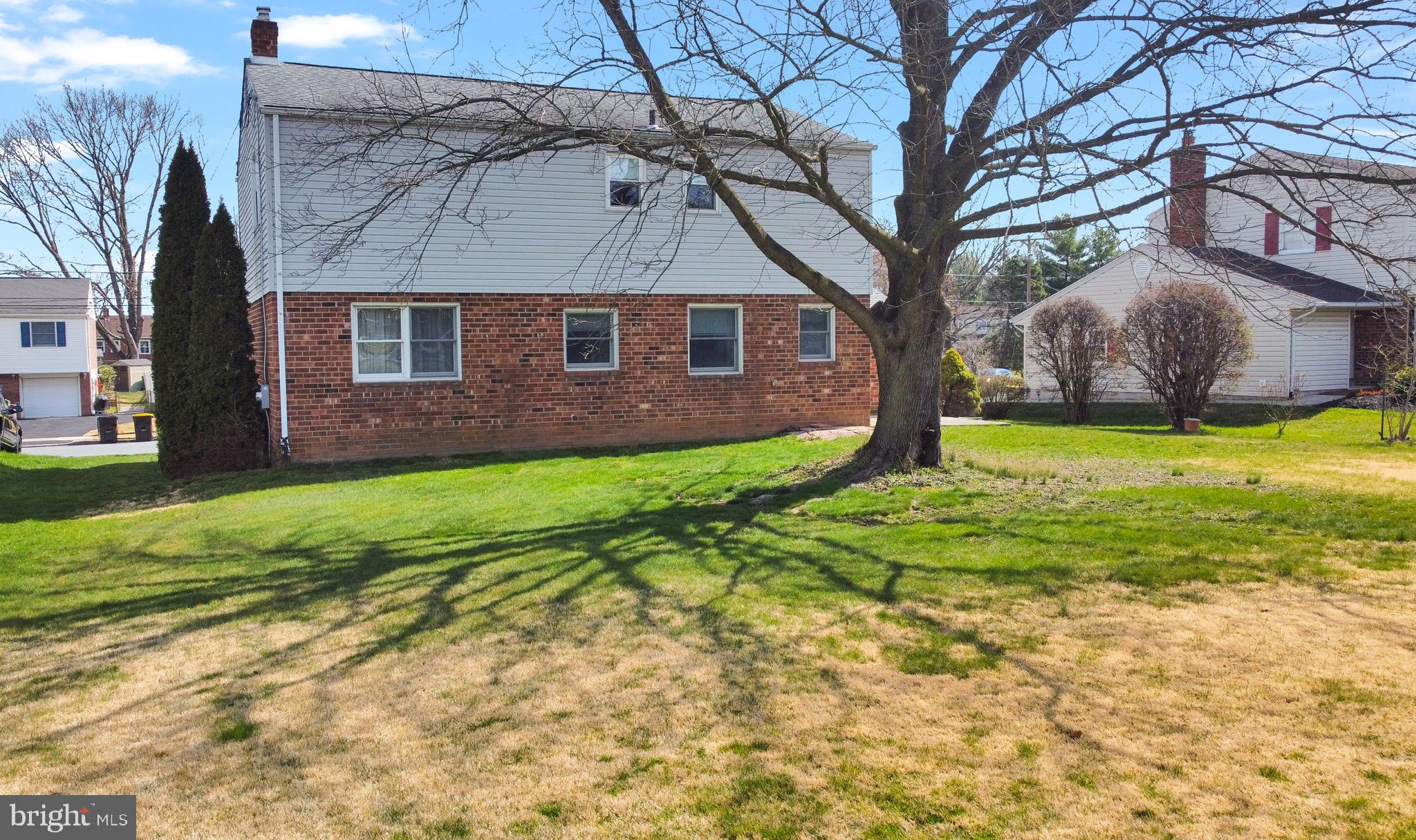 711 Springdell Road King of Prussia, PA 19406 - Photo 28 of 31 backyard