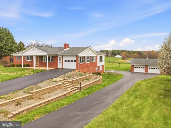 $489,900 | 1665 Stoneburner Road, Edinburg, VA 22824