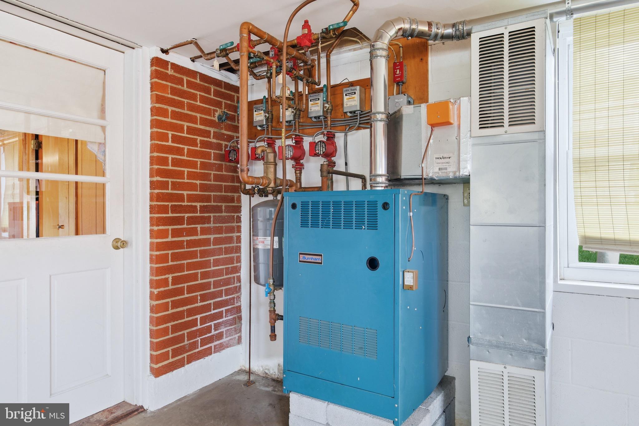 1665 Stoneburner Road Edinburg, VA 22824 - Photo 46 of 68