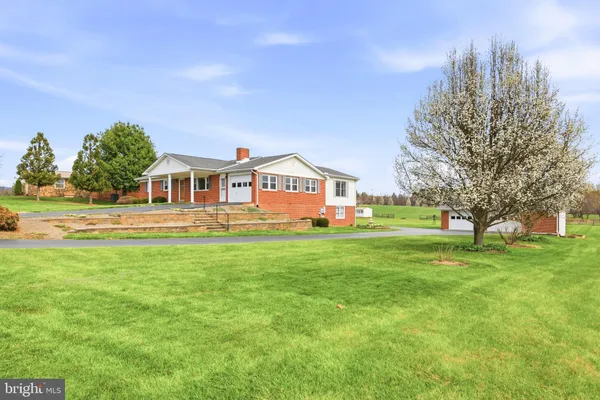 $489,900 | 1665 Stoneburner Road, Edinburg, VA 22824