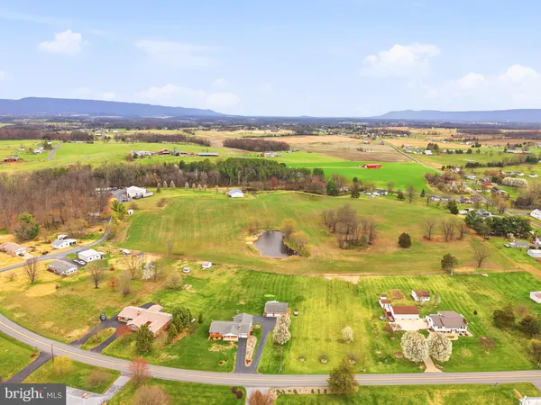 $489,900 | 1665 Stoneburner Road, Edinburg, VA 22824