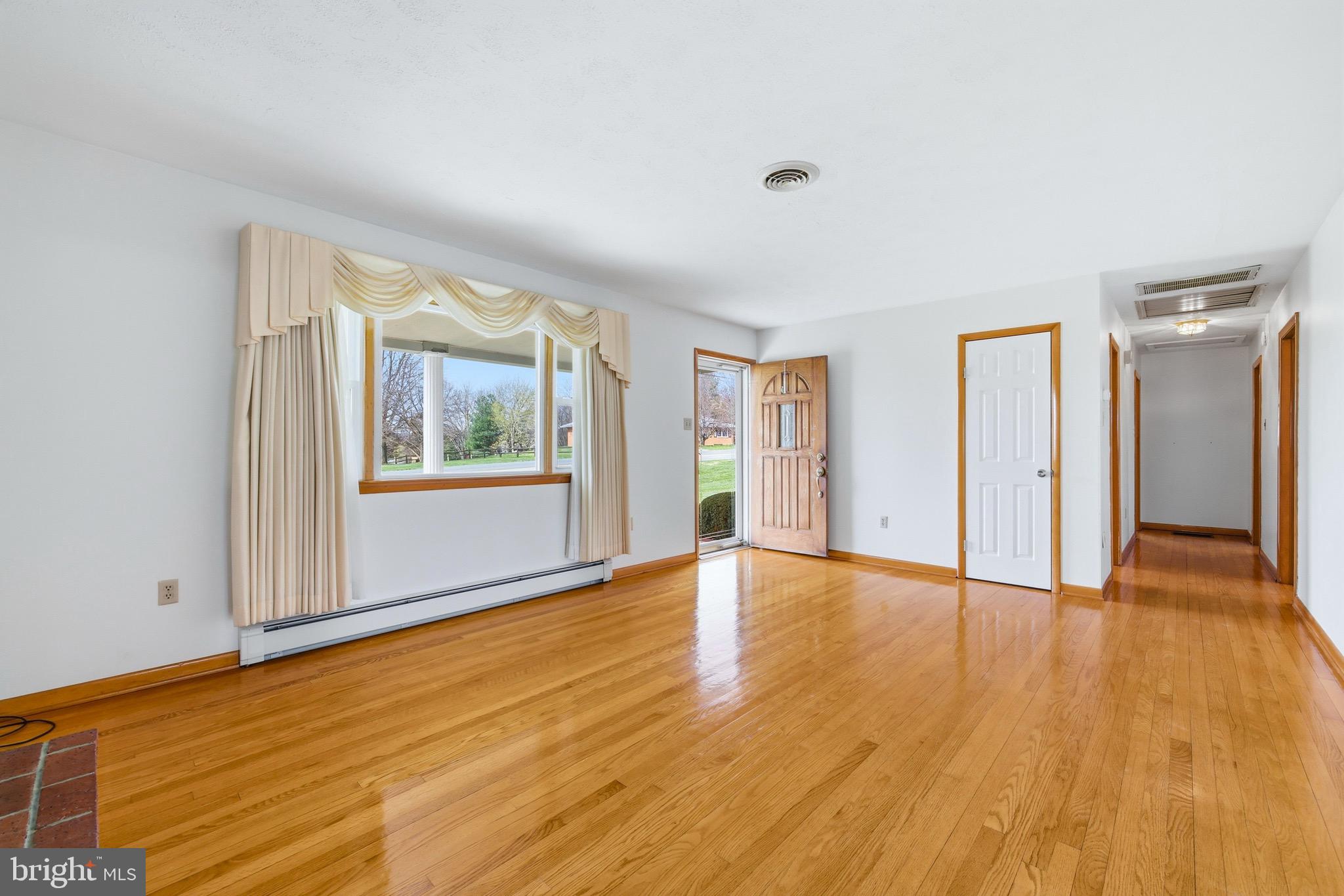 1665 Stoneburner Road Edinburg, VA 22824 - Photo 9 of 68