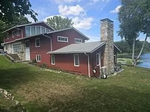 $3,750 | 1082 Greenwich Avenue, Warwick, RI 02886