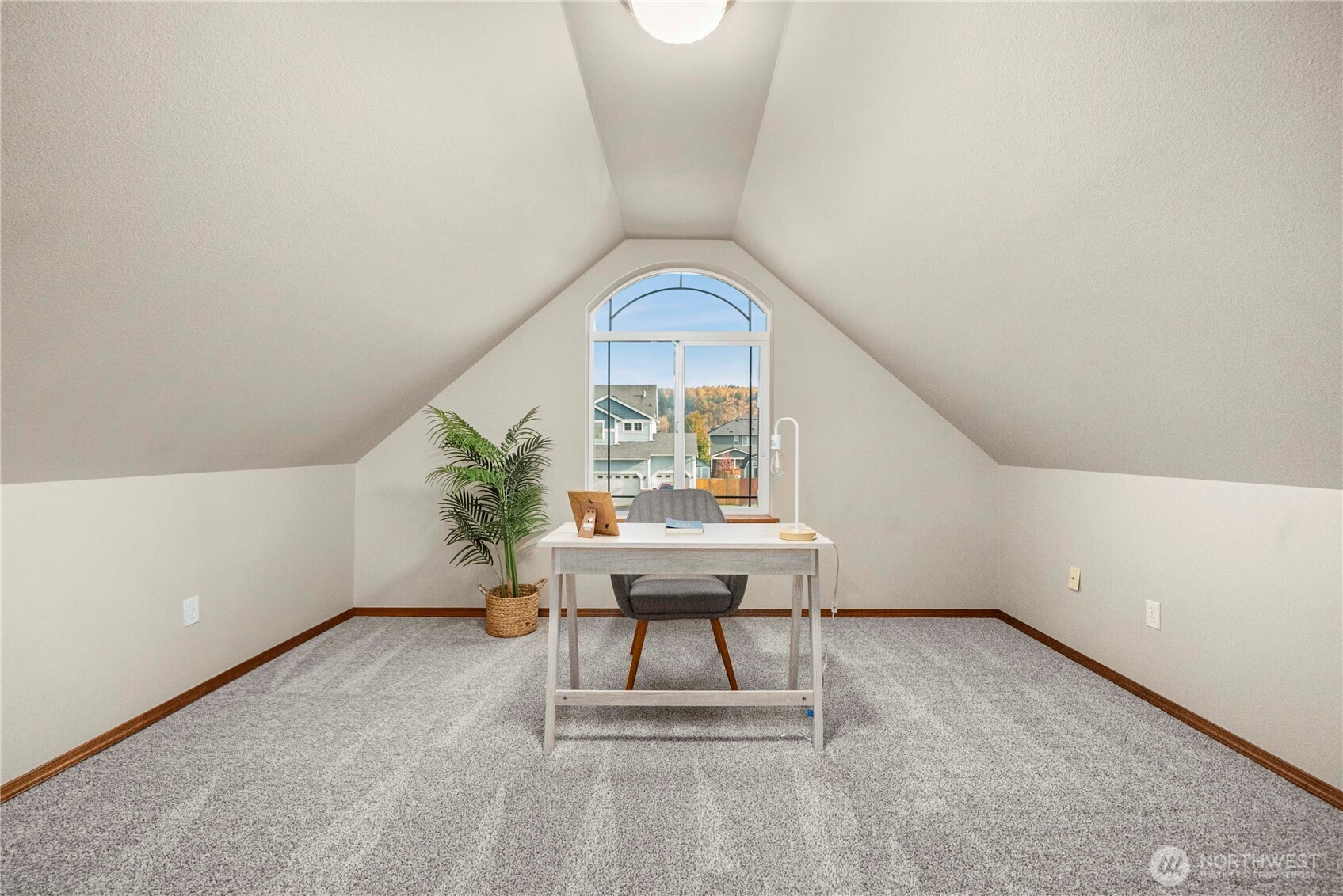 1503 Riddell Avenue Northeast Orting, WA 98360 - Photo 30 of 40 a workspace with furniture and window