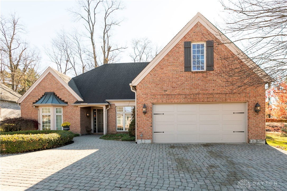 276 Rue Marseille Kettering, OH 45429 - Photo 2 of 40
