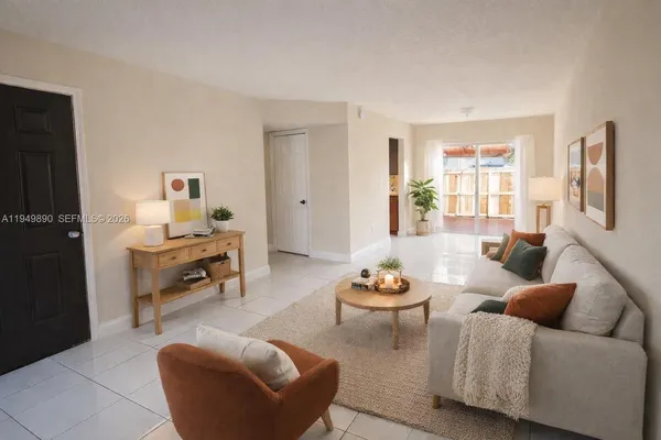 $2,700 | 5461 West 24th Avenue, Unit 18, Hialeah, FL 33016