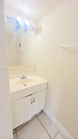 $2,700 | 5461 West 24th Avenue, Unit 18, Hialeah, FL 33016