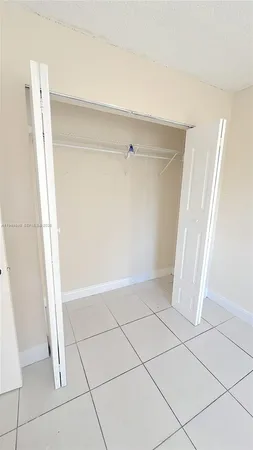 $2,700 | 5461 West 24th Avenue, Unit 18, Hialeah, FL 33016