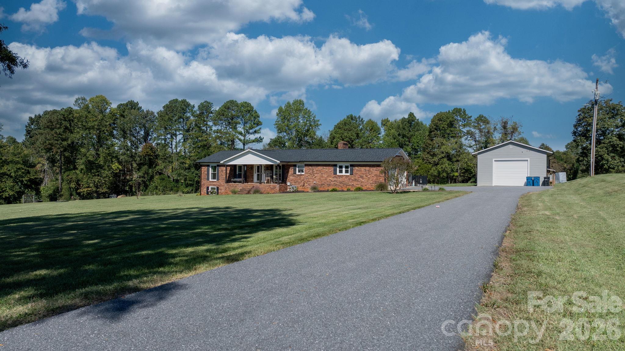 7546 Long Island Road Catawba, NC 28609 - Photo 3 of 48 Gallery Image 3