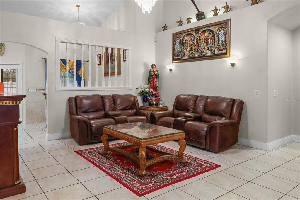 1 Elder Place Palm Coast, FL 32164 - Photo 4 of 34 a living room with furniture