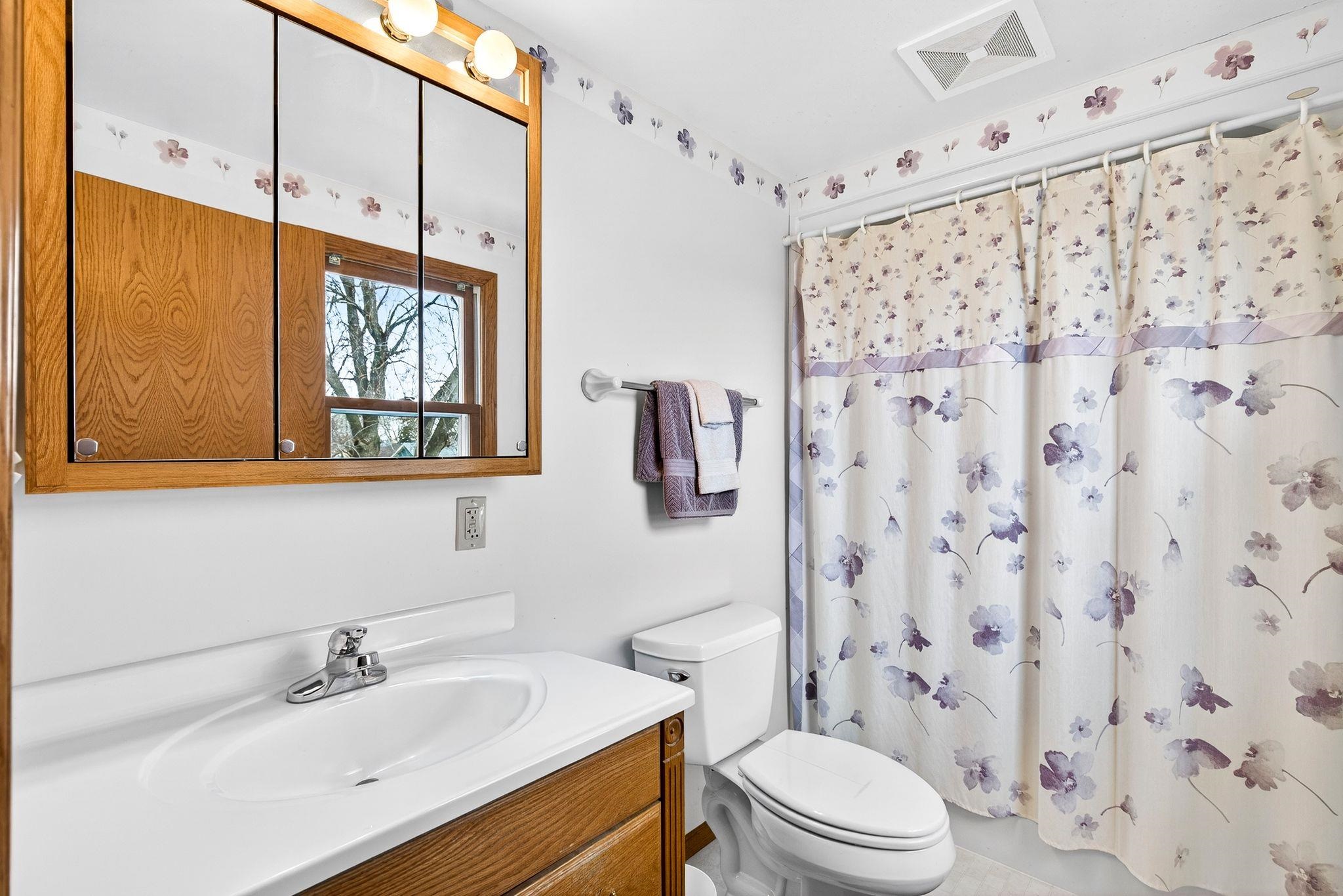 228 Frederick Street Menasha, WI 54952 - Photo 18 of 46