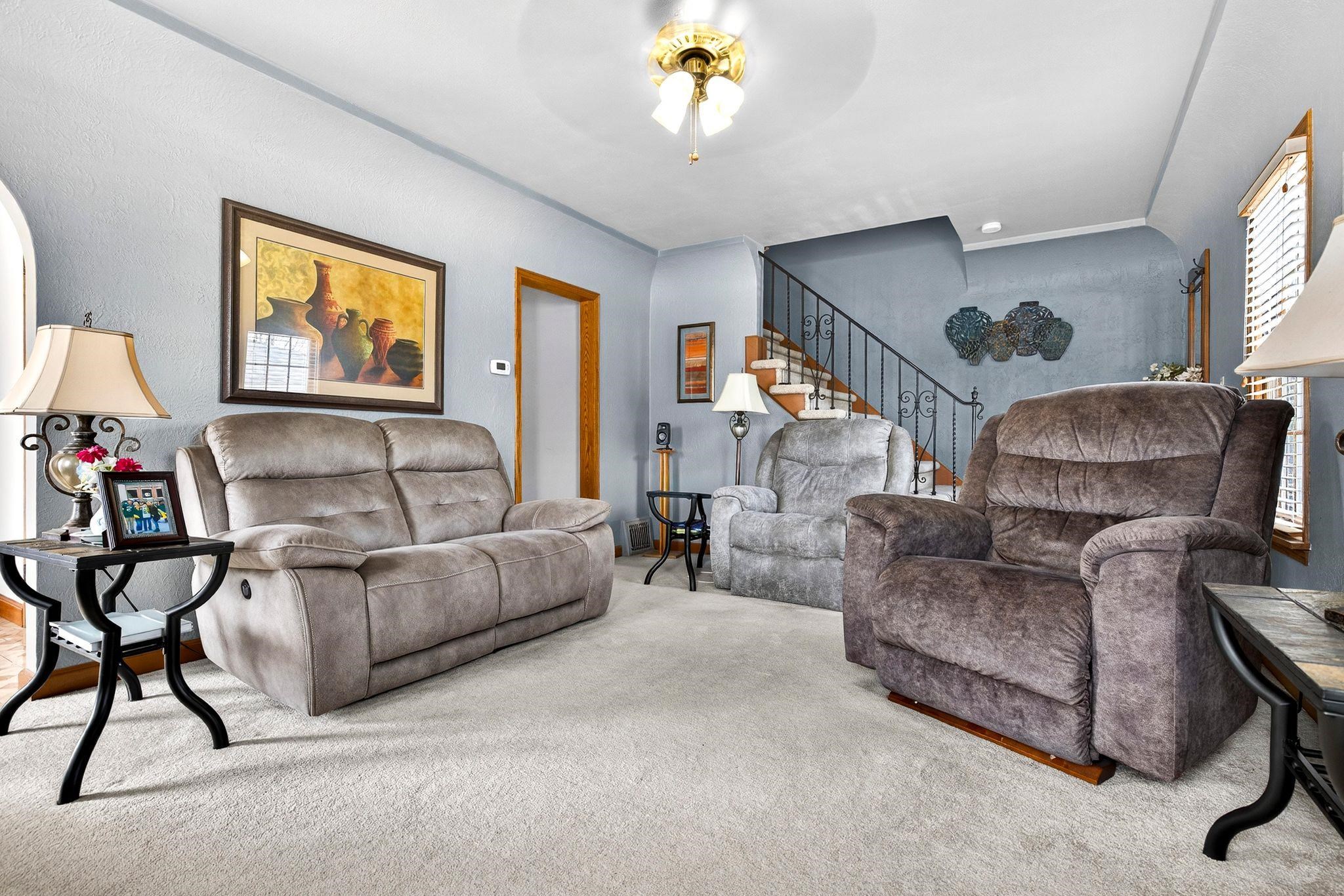 228 Frederick Street Menasha, WI 54952 - Photo 8 of 46