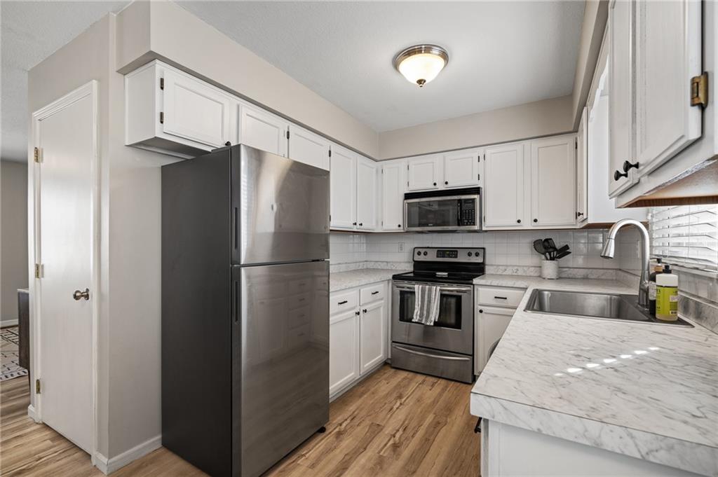 1417 Cedar Street Eudora, KS 66025 - Photo 13 of 47