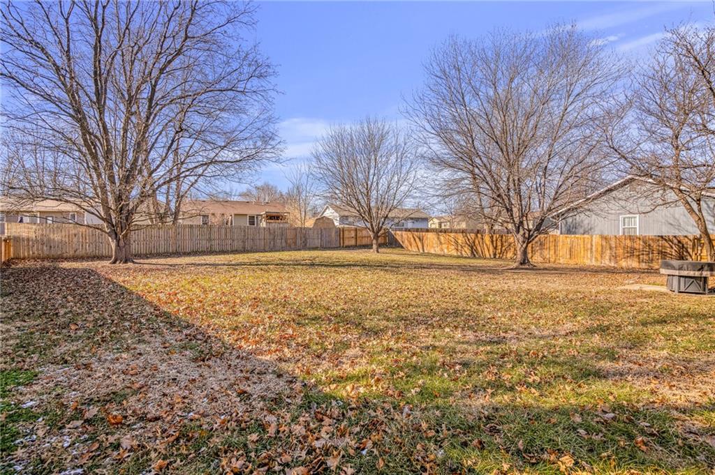 1417 Cedar Street Eudora, KS 66025 - Photo 33 of 47