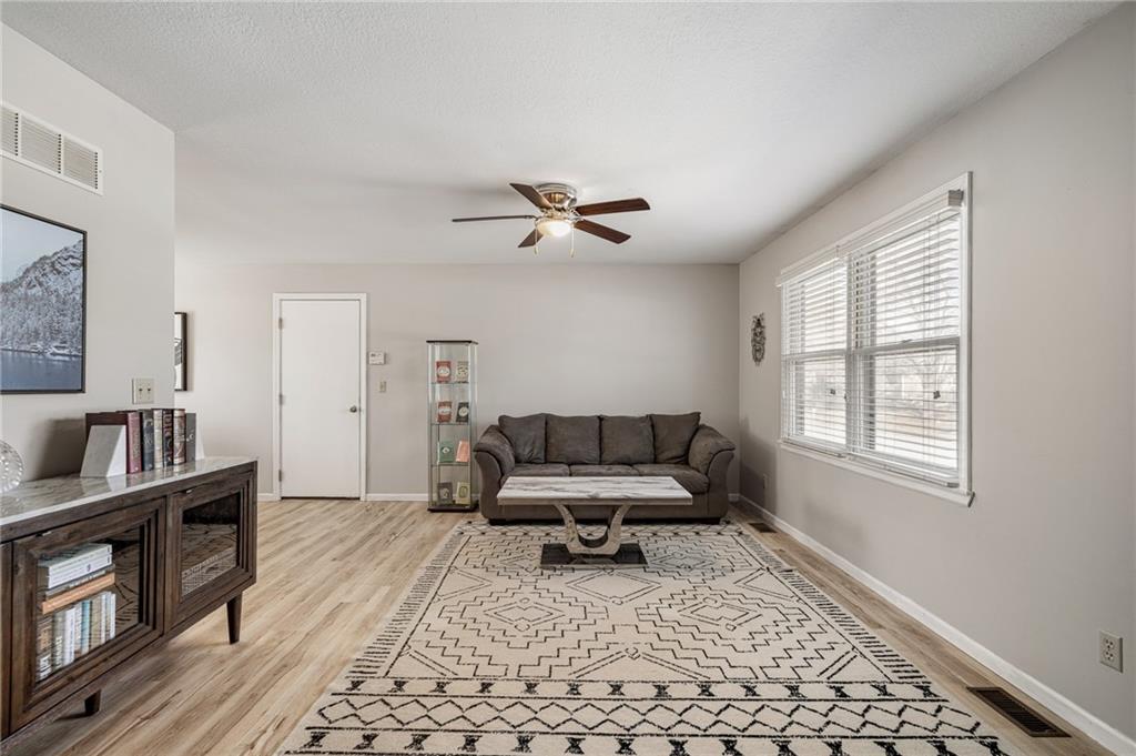 1417 Cedar Street Eudora, KS 66025 - Photo 4 of 47