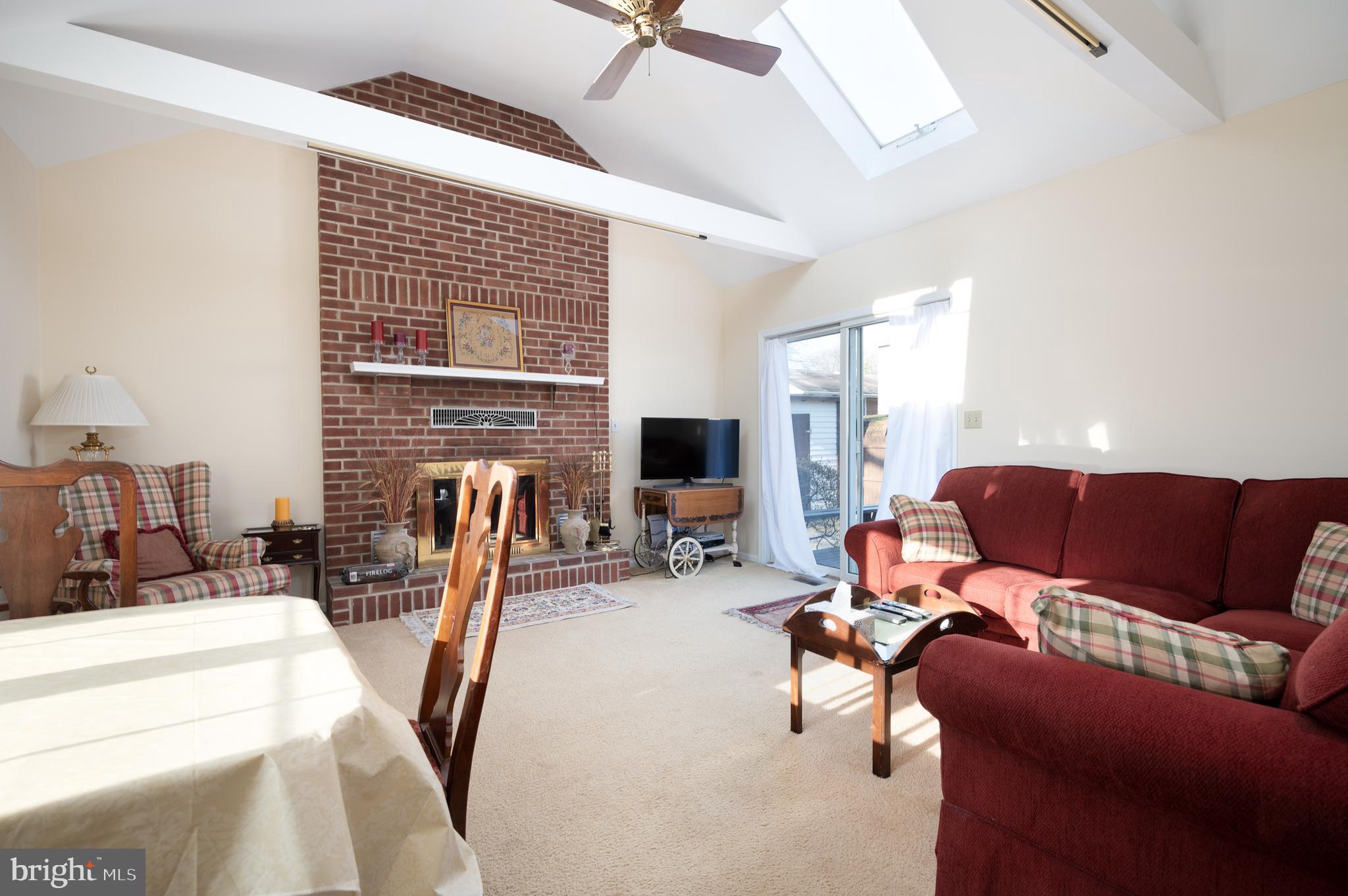 6 Garrett Road Wilmington, DE 19809 - Photo 9 of 24 Family Room