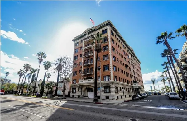 $439,000 | 1030 East Ocean Boulevard, Unit 401, Long Beach, CA 90802